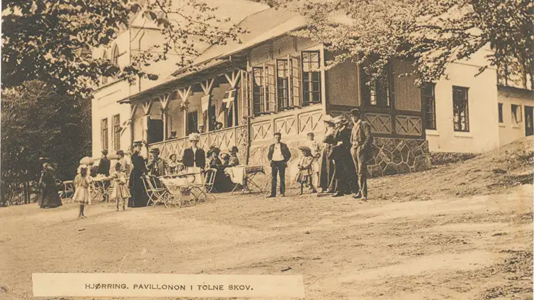 Billedet viser Tolne Skovpavillon, 1890-1915